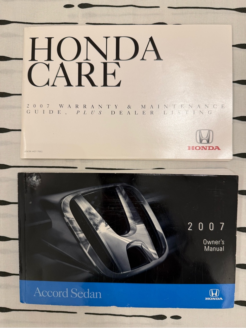Honda 2007 Accord Sedan Owner's Manual & Warranty Guide - Black/White